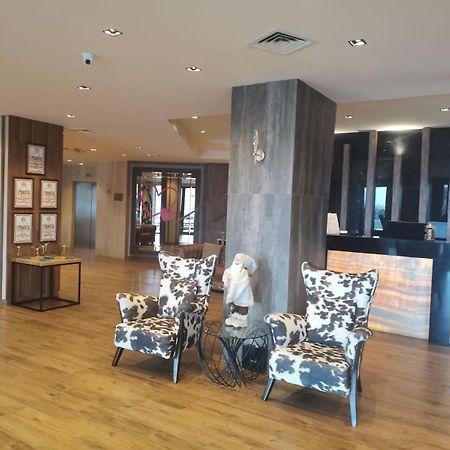One Bedroom Apartment In Gated Complex Бансько Екстер'єр фото