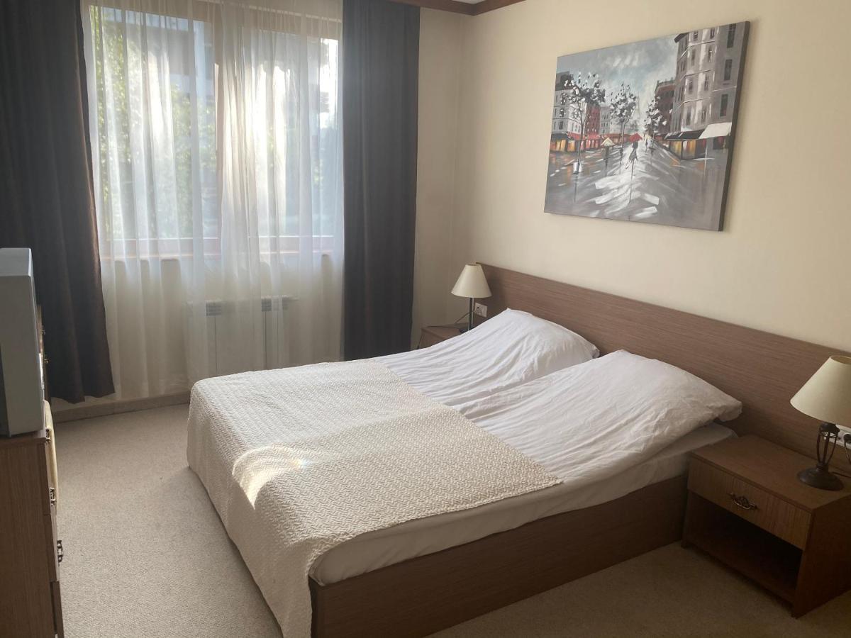 One Bedroom Apartment In Gated Complex Бансько Екстер'єр фото