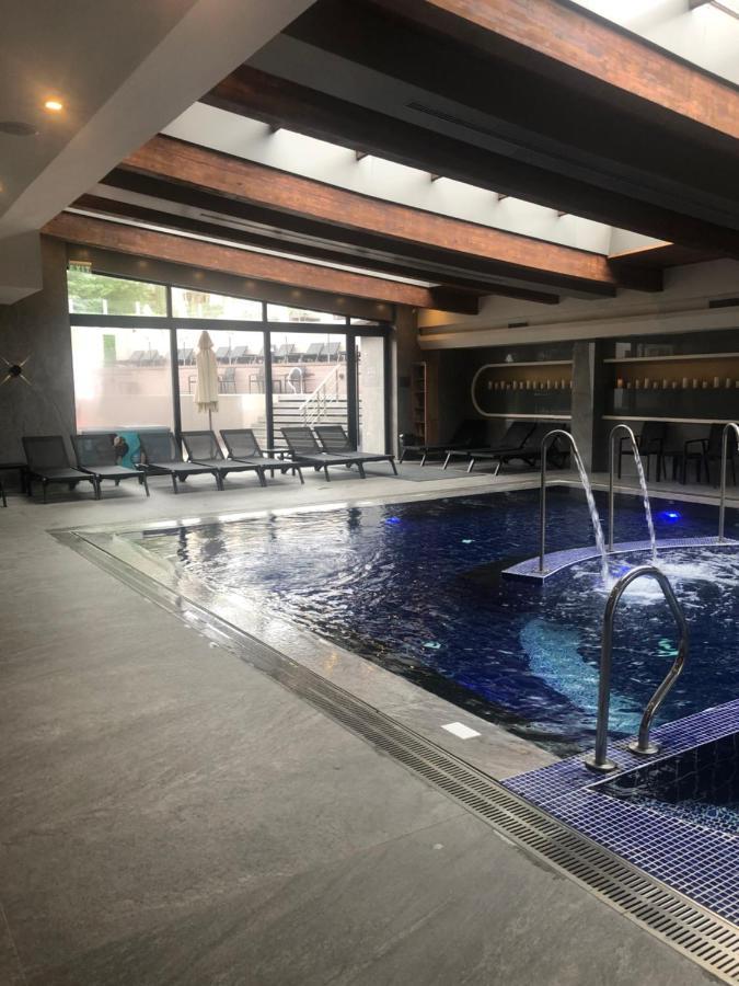 One Bedroom Apartment In Gated Complex Бансько Екстер'єр фото